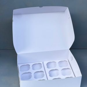 Коробка на 12 капкейков без окна